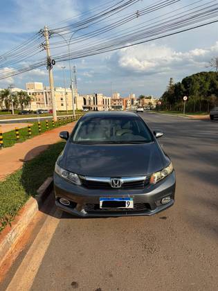 HONDA CIVIC 2.0 LXR 16V FLEX 4P AUTOMÁTICO HONDA CIVIC 2.0 LXR 16V FLEX 4P AUTOMÁTICO